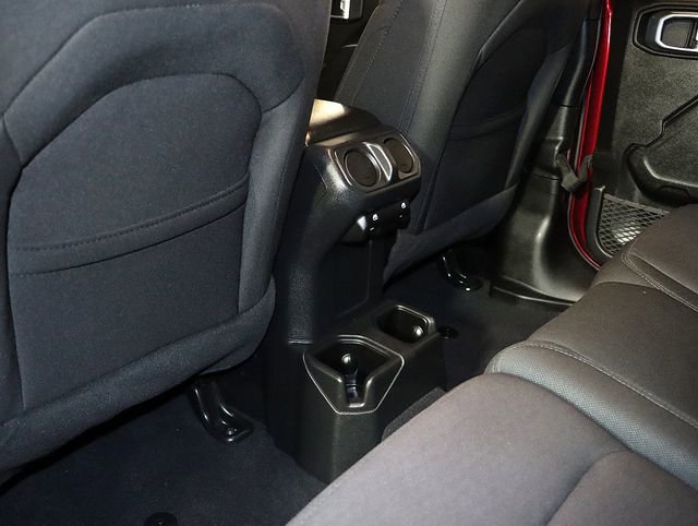 Used 2022 Jeep Wrangler Unlimited Sport image 14
