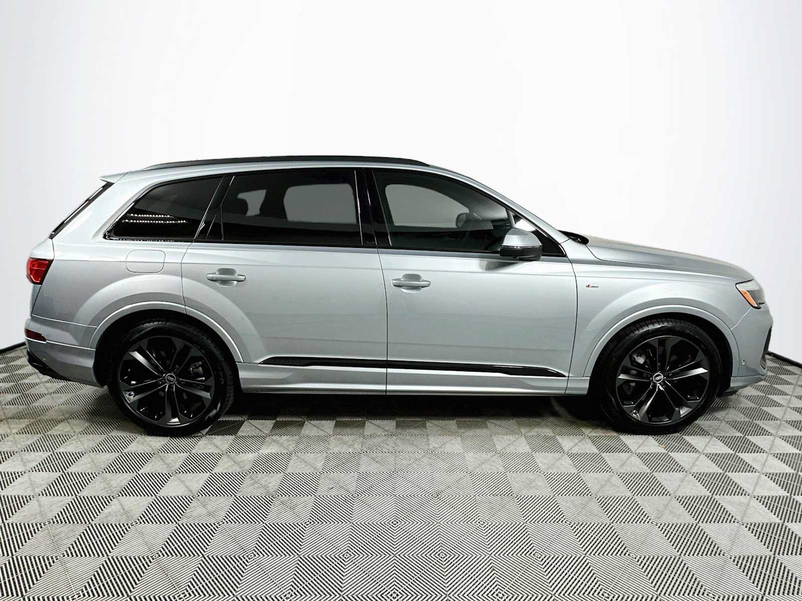 New 2026 Audi Q7 2.0T Premium Plus AWD/4WD image 8