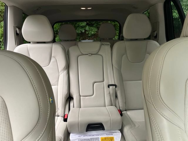 Certified 2024 Volvo XC90 B6 Ultimate w/ Protection Package Premier AWD/4WD image 17