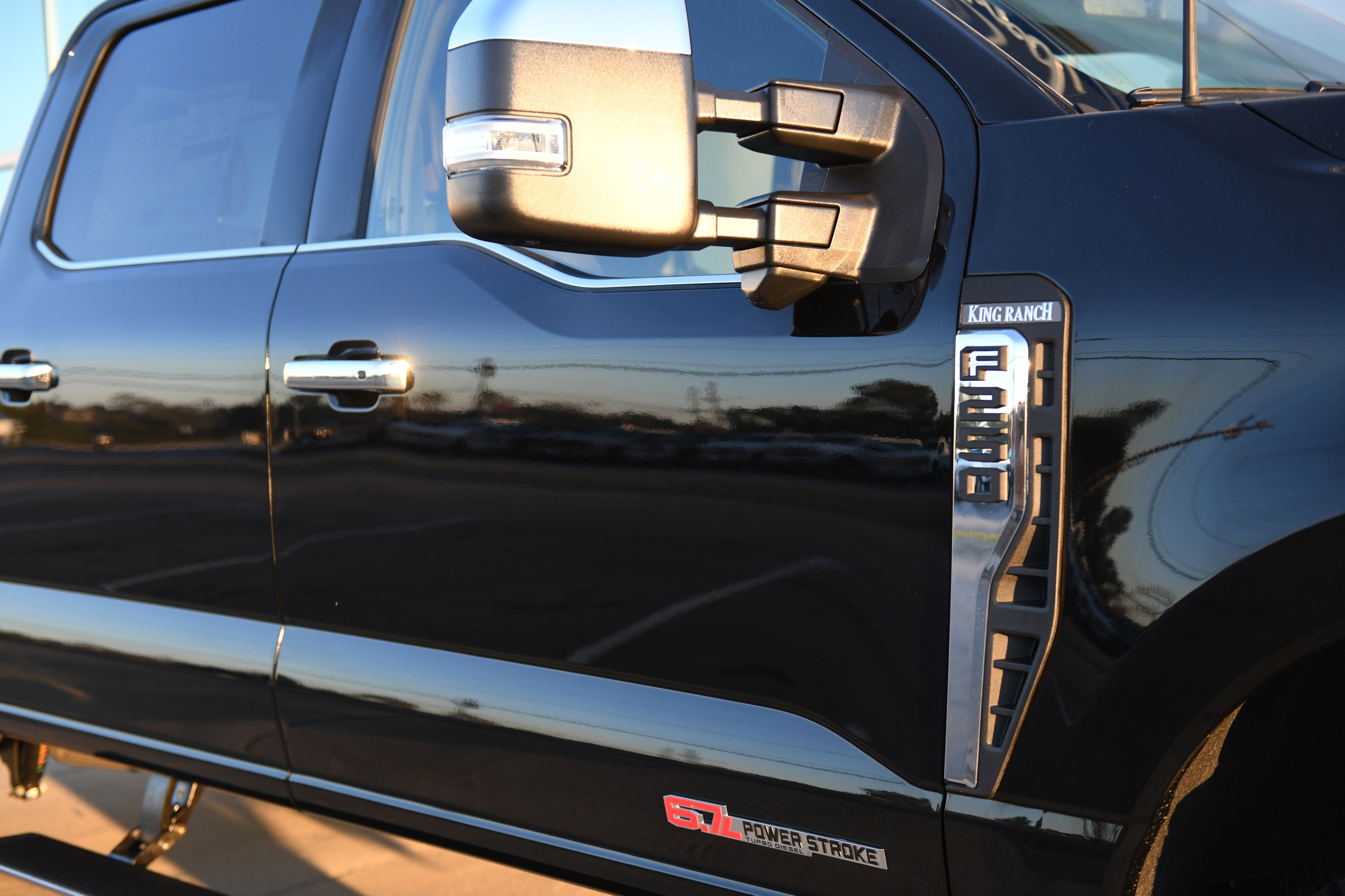 New 2026 Ford F250 King Ranch w/ Tremor Off-Road Package image 17