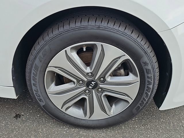 Used 2017 Kia Optima EX w/ Technology Package image 8