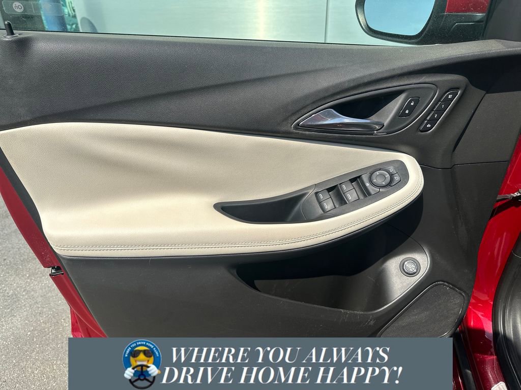 Used 2021 Buick Encore GX Essence w/ Experience Buick Package image 5