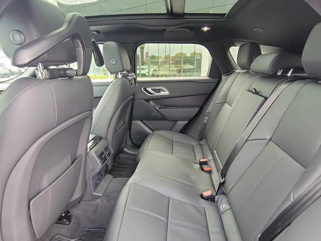 New 2026 Land Rover Range Rover Velar Dynamic SE AWD/4WD image 16