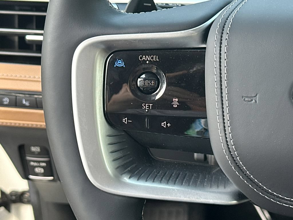 Used 2025 INFINITI QX80 Sensory AWD/4WD image 21