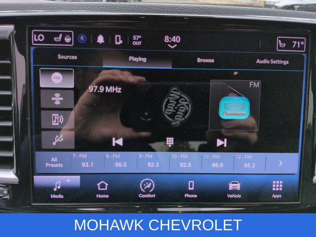 Used 2022 Chrysler Pacifica Touring-L w/ S Appearance Package AWD/4WD image 14