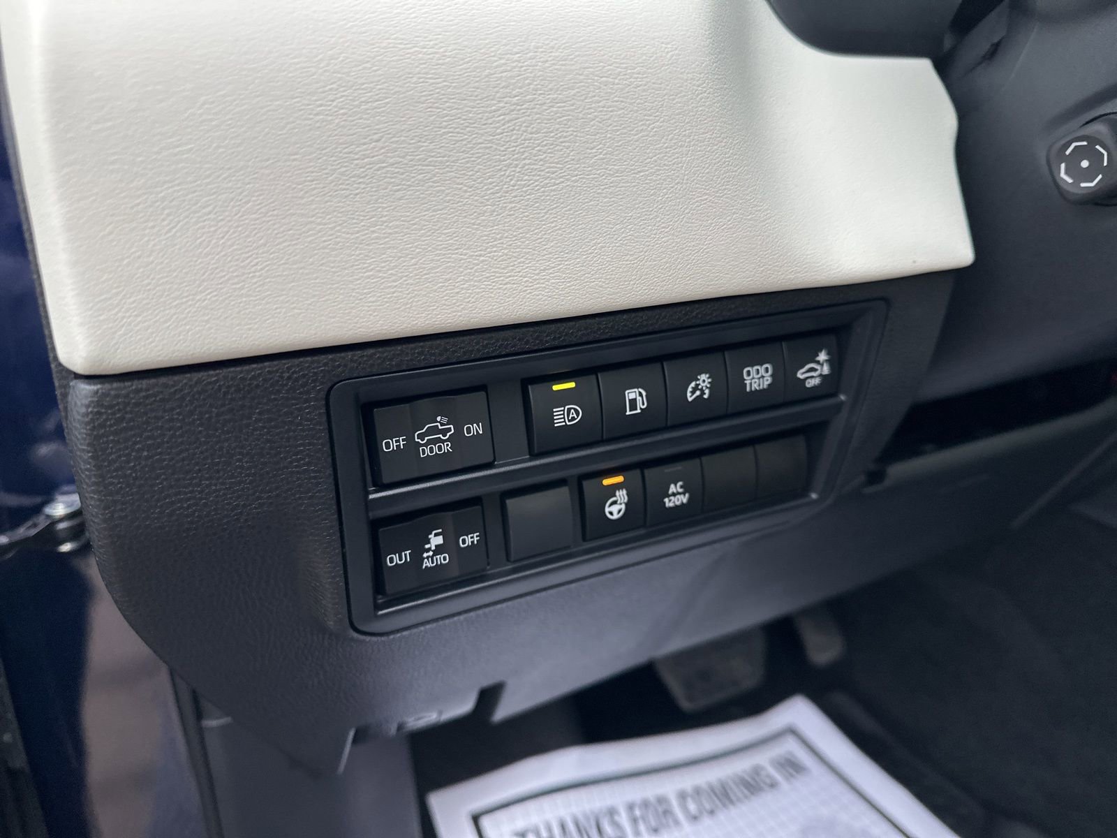 Used 2022 Toyota Tundra Capstone AWD/4WD image 20