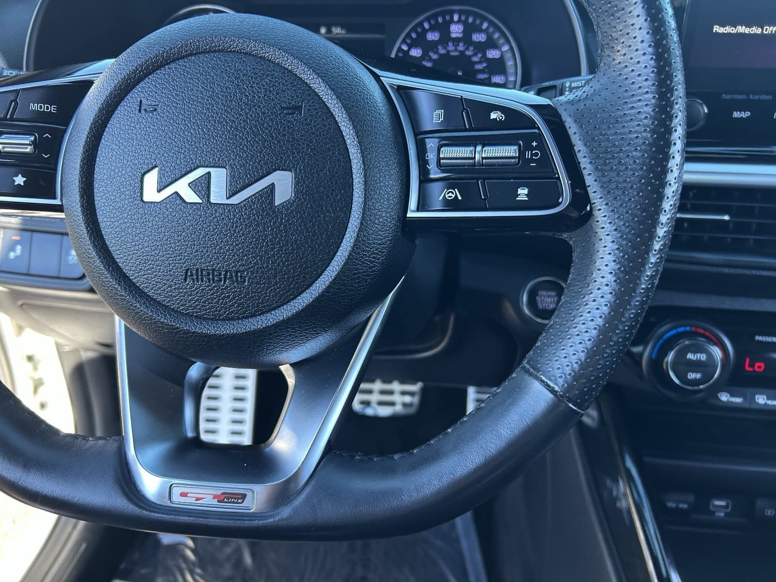 Used 2022 Kia Forte GT-Line w/ GT-Line Premium Package FWD image 29
