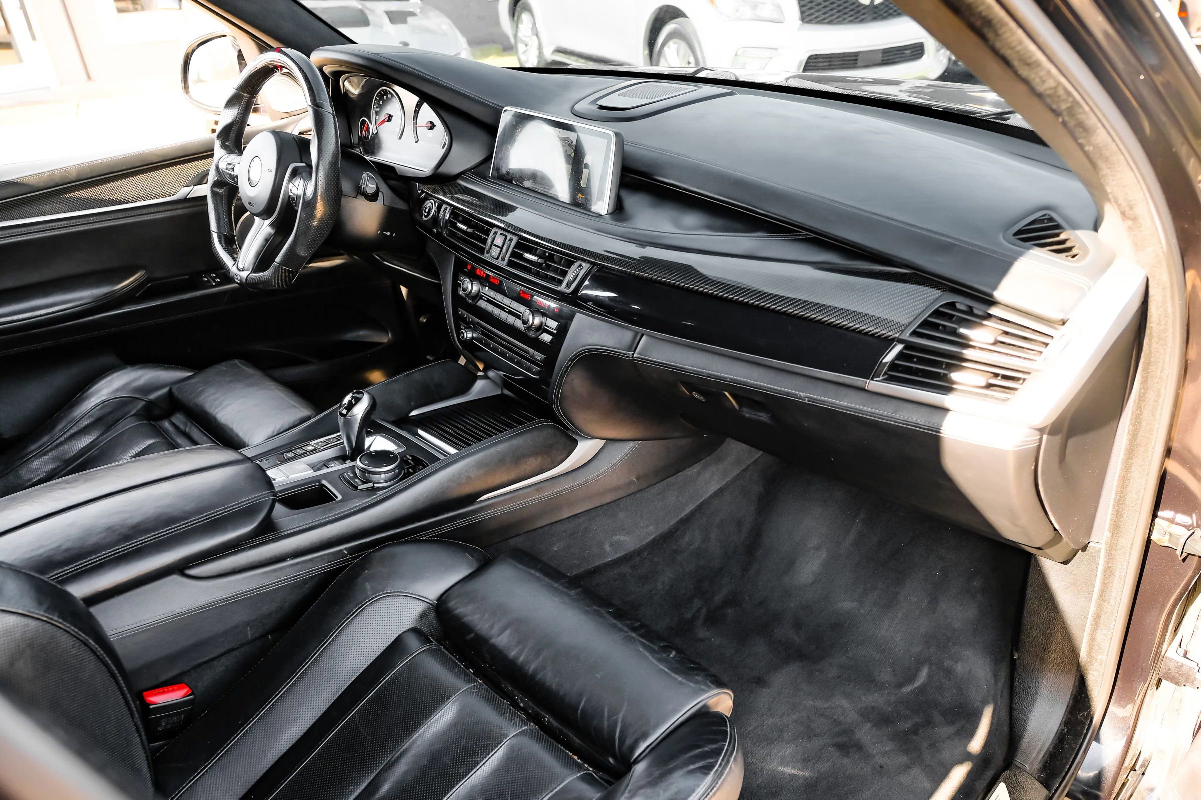 Used 2016 BMW X5 M image 19