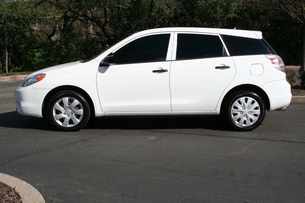 Used 2005 Toyota Matrix image 8