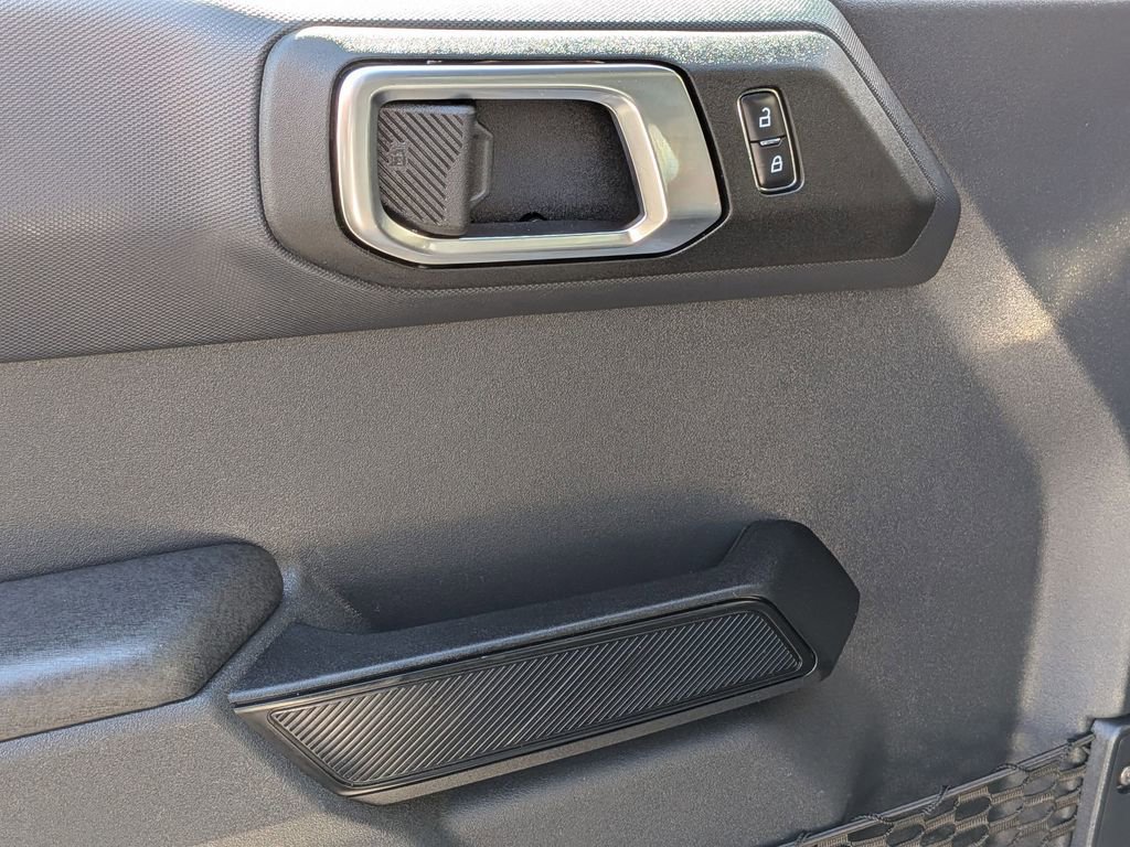 Used 2025 Ford Bronco Big Bend AWD/4WD image 13