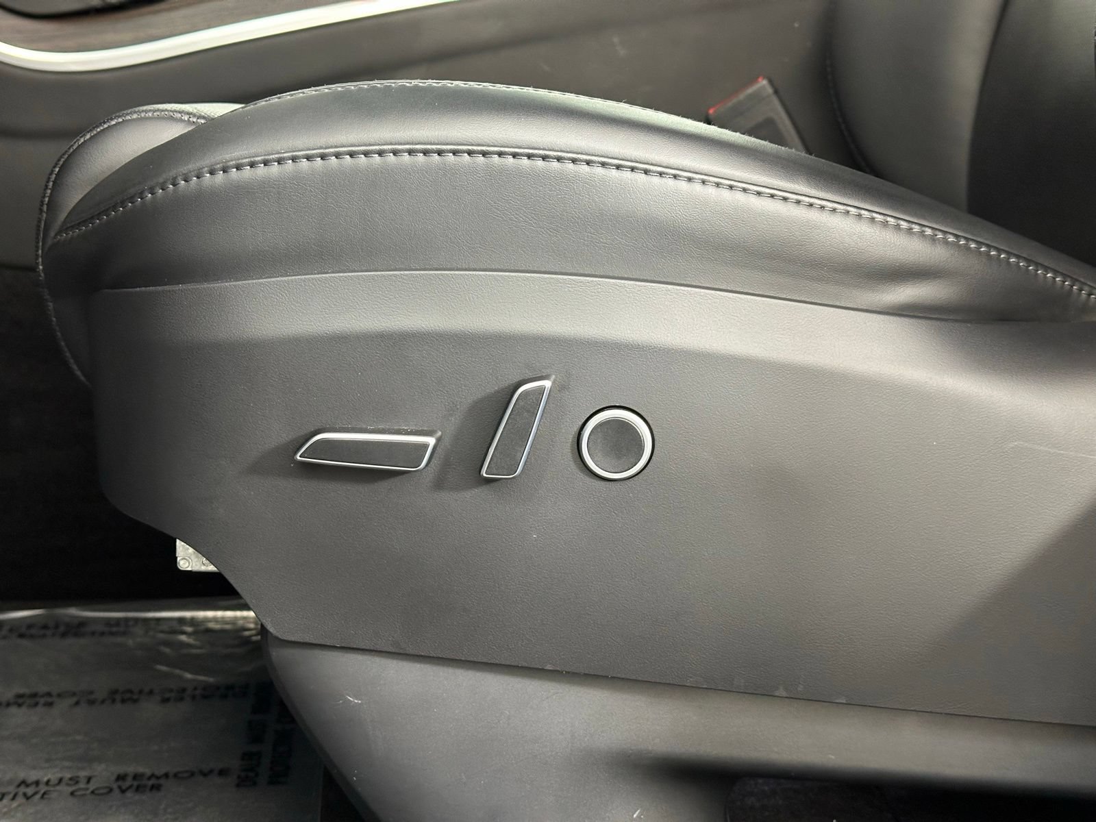Used 2023 Tesla Model X AWD/4WD image 12