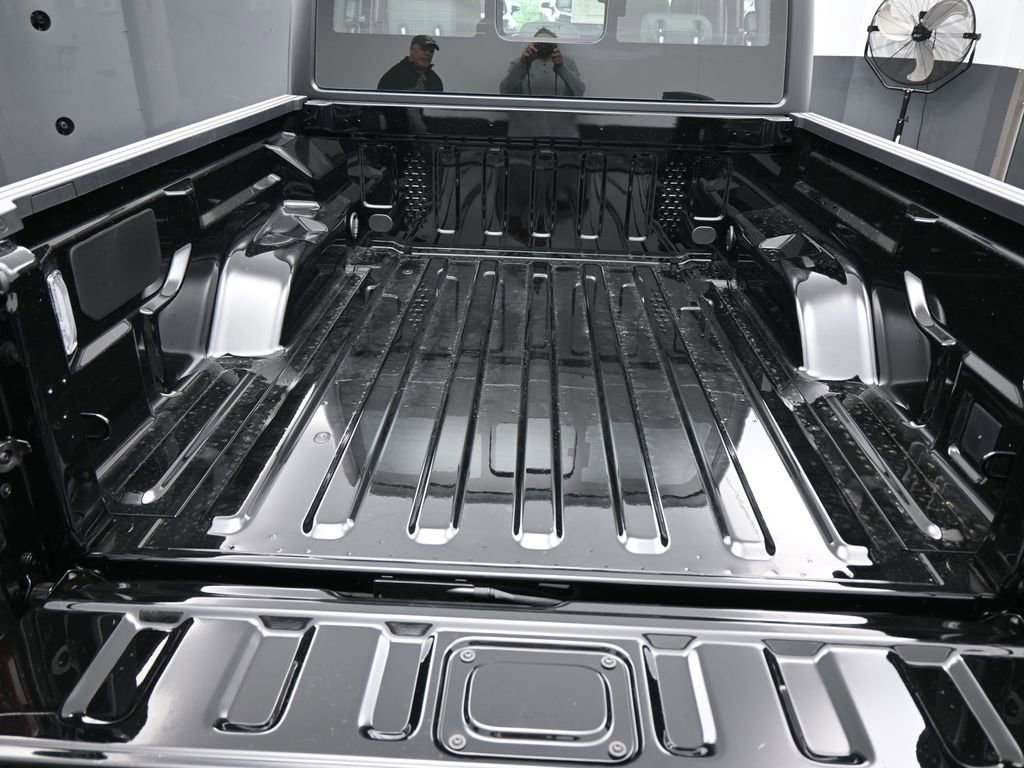 New 2026 Jeep Gladiator Sport AWD/4WD image 34