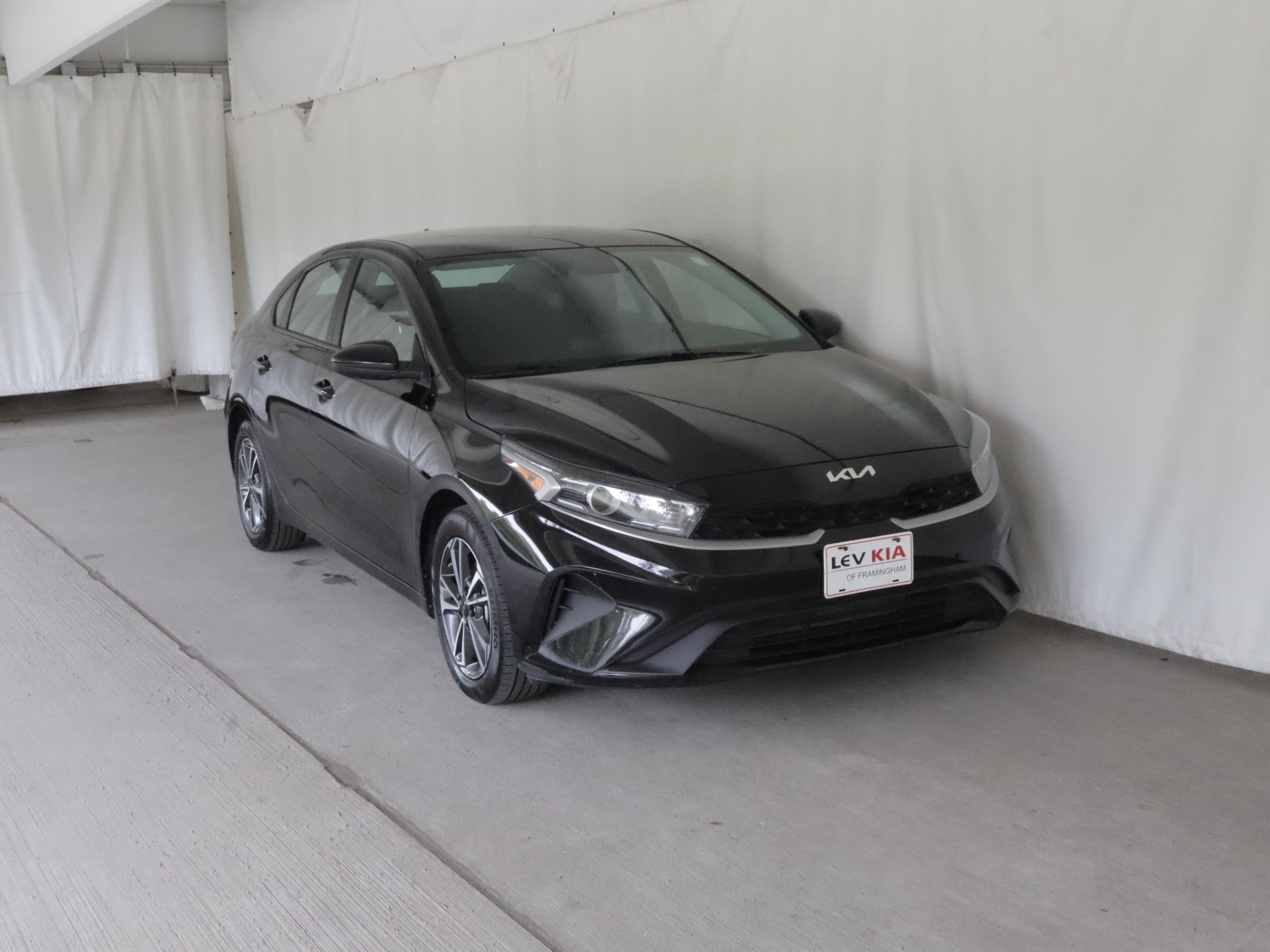 Used 2023 Kia Forte LXS FWD video 1