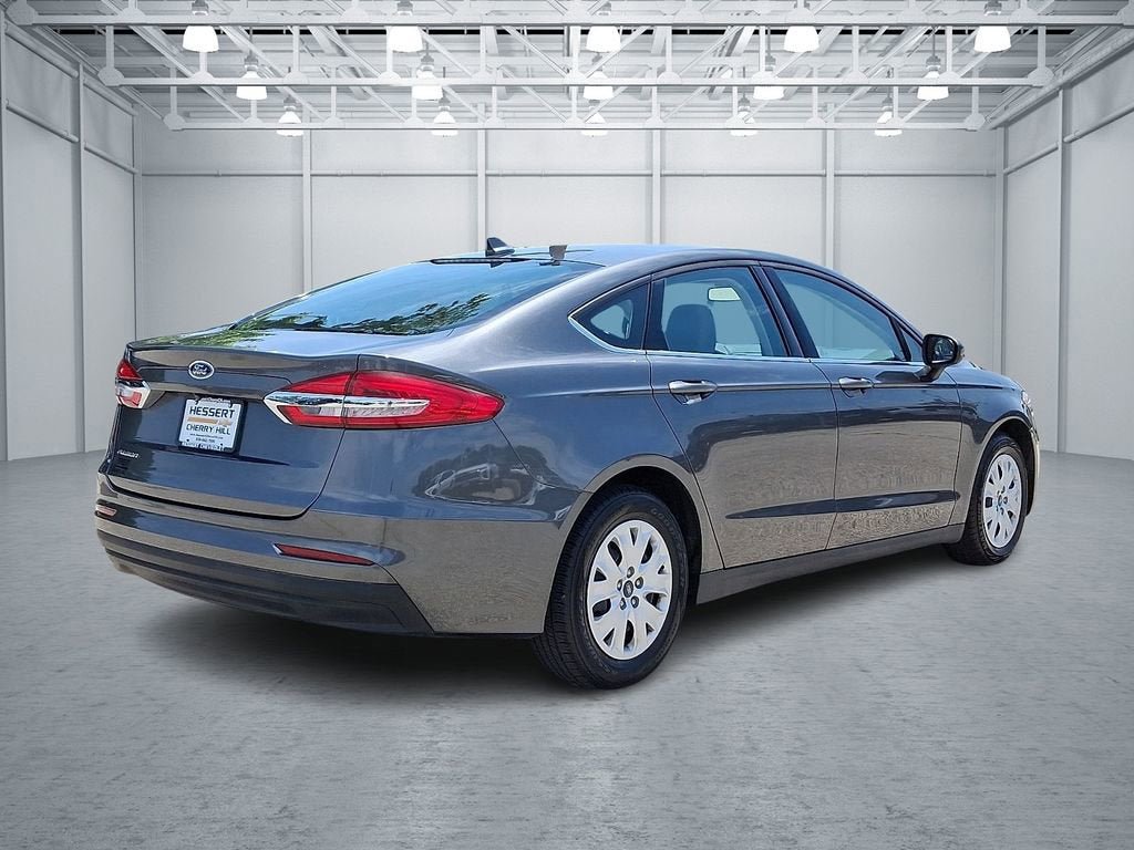 Used 2020 Ford Fusion S FWD image 5