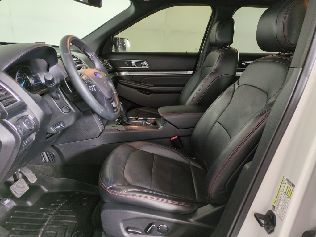 Used 2017 Ford Explorer Sport w/ Equipment Group 401A AWD/4WD image 9