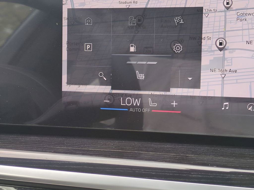 New 2026 BMW X5 sDrive40i w/ M Sport Package image 24