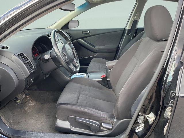 Used 2012 Nissan Altima 2.5 S w/ 20th Anniversary Pkg FWD image 8