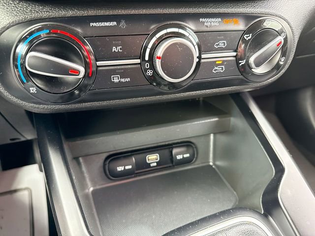 Used 2024 Kia Soul LX w/ Option Group 015 image 18
