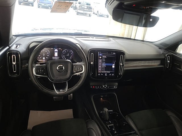 Used 2020 Volvo XC40 T5 R-Design AWD/4WD image 5