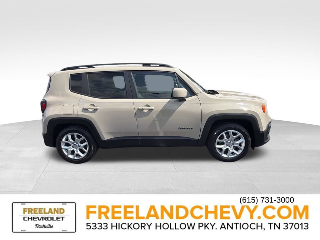 Used 2016 Jeep Renegade Latitude FWD video 2