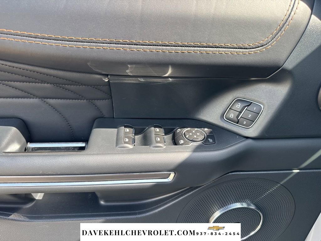 Used 2022 Ford Expedition Max Platinum AWD/4WD image 10