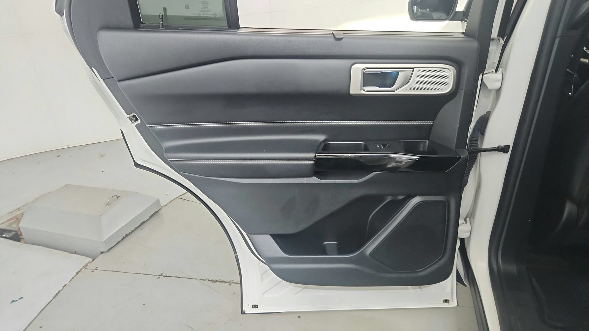 Used 2021 Ford Explorer ST w/ Equipment Group 401A AWD/4WD image 20