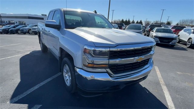 Used 2018 Chevrolet Silverado 1500 LT image 4