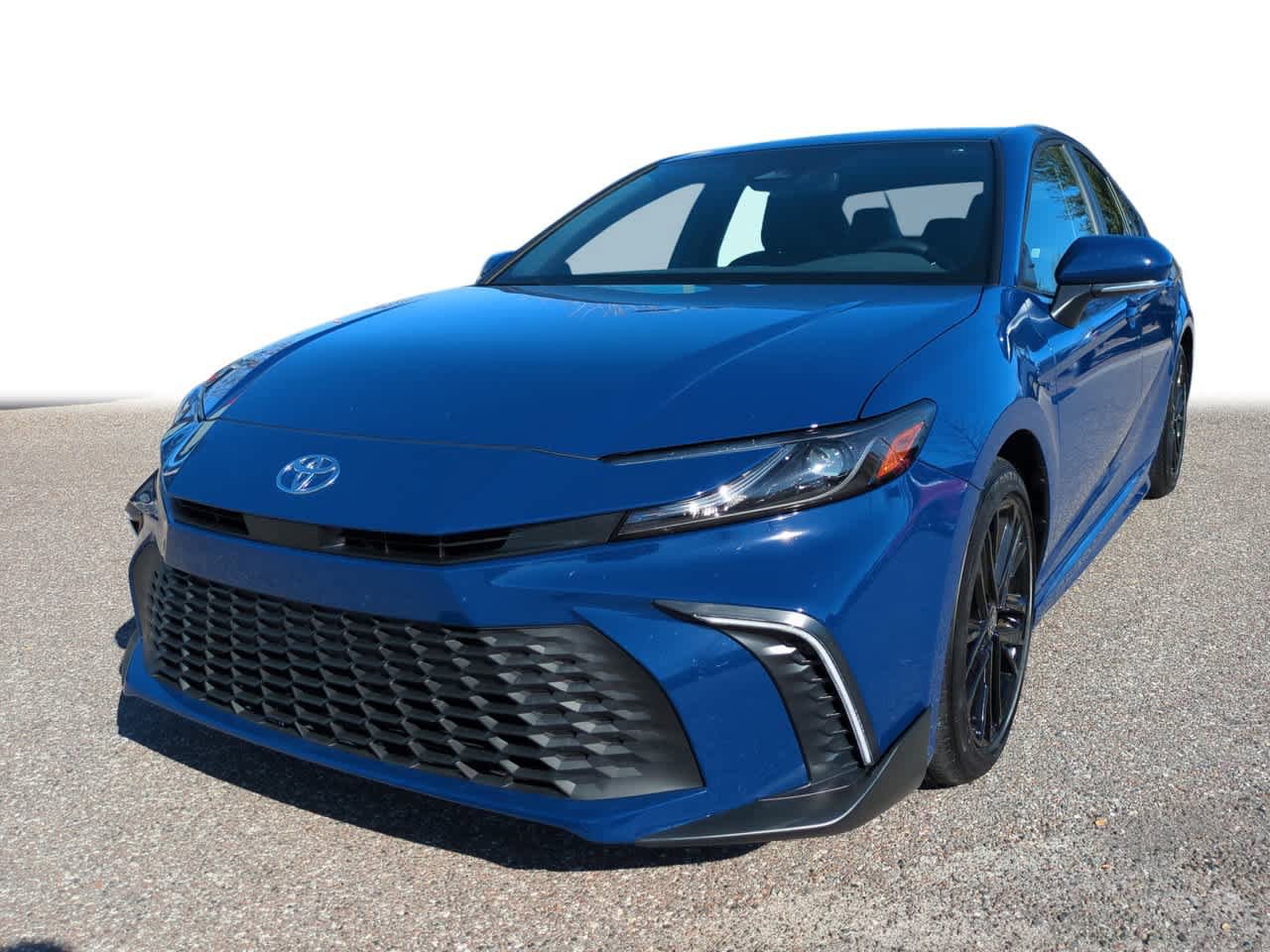 Used 2026 Toyota Camry SE w/ Convenience Package FWD image 1