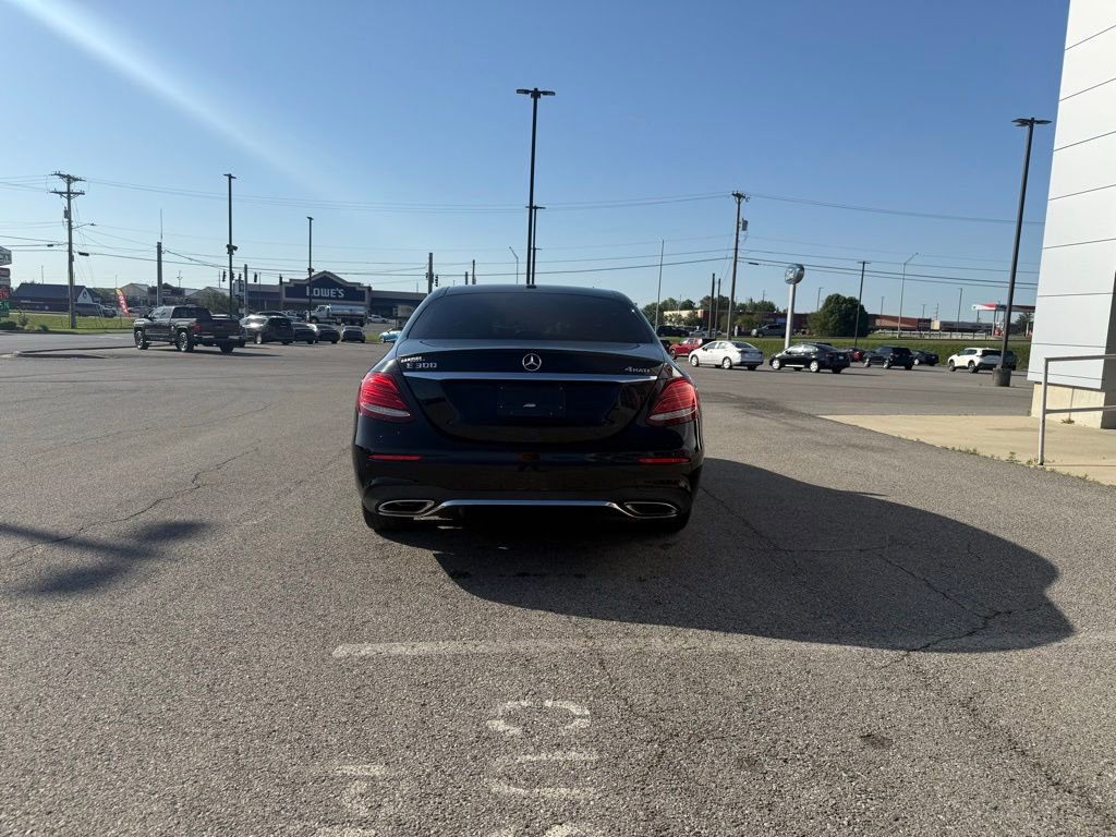 Used 2017 Mercedes-Benz E 300 4MATIC image 6