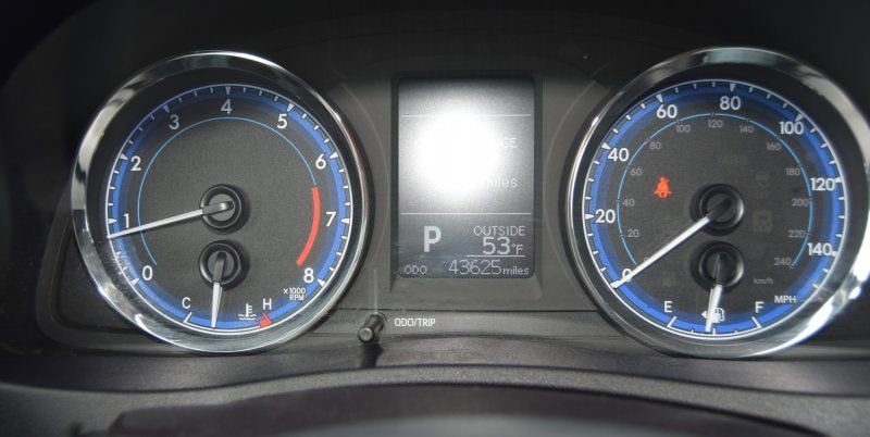 Used 2019 Toyota Corolla LE FWD image 28