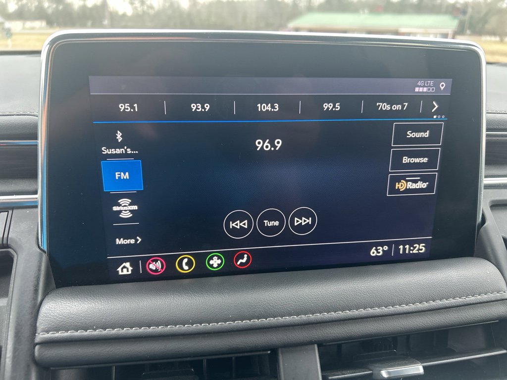 Used 2021 Chevrolet Tahoe Z71 w/ Z71 Signature Package image 28