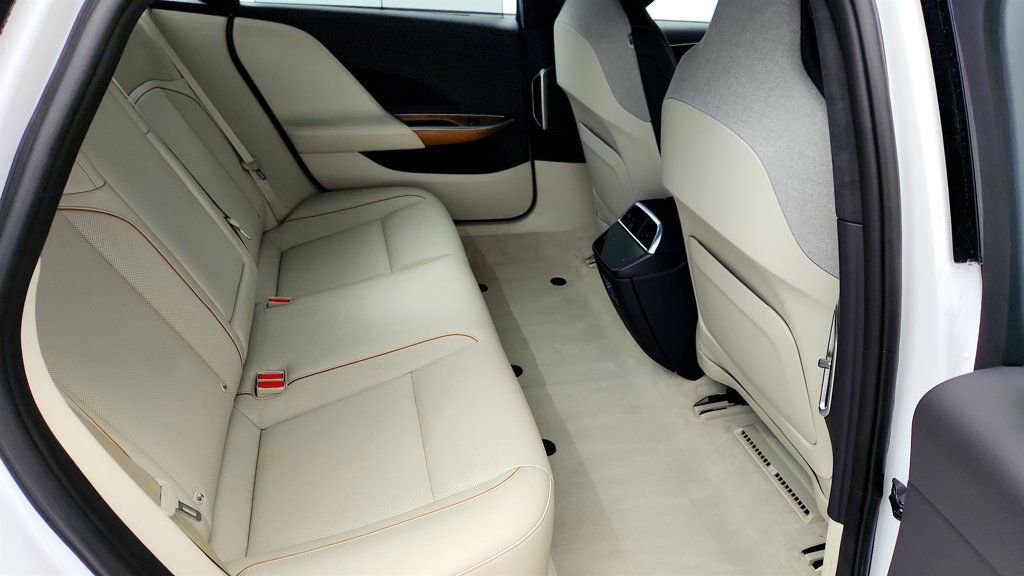 Used 2023 Lucid Air Touring image 23