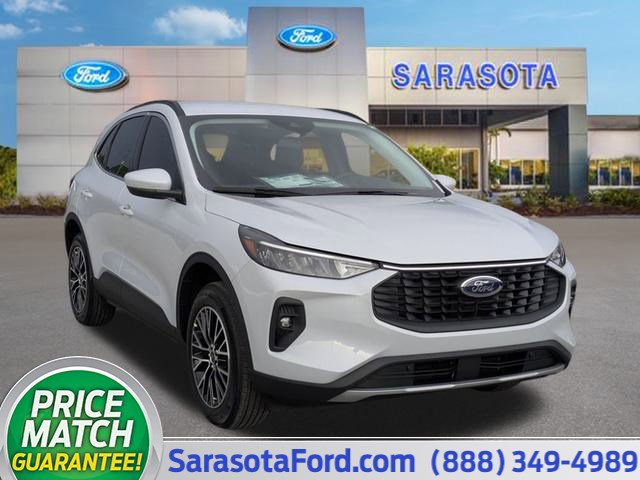 New 2025 Ford Escape SE