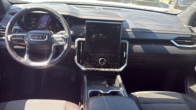 Used 2025 GMC Acadia Elevation FWD image 28