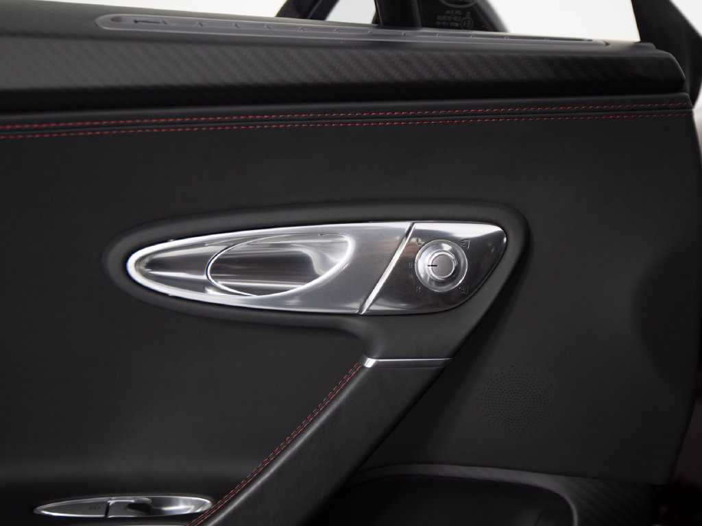 Used 2019 Bugatti Chiron AWD/4WD image 18