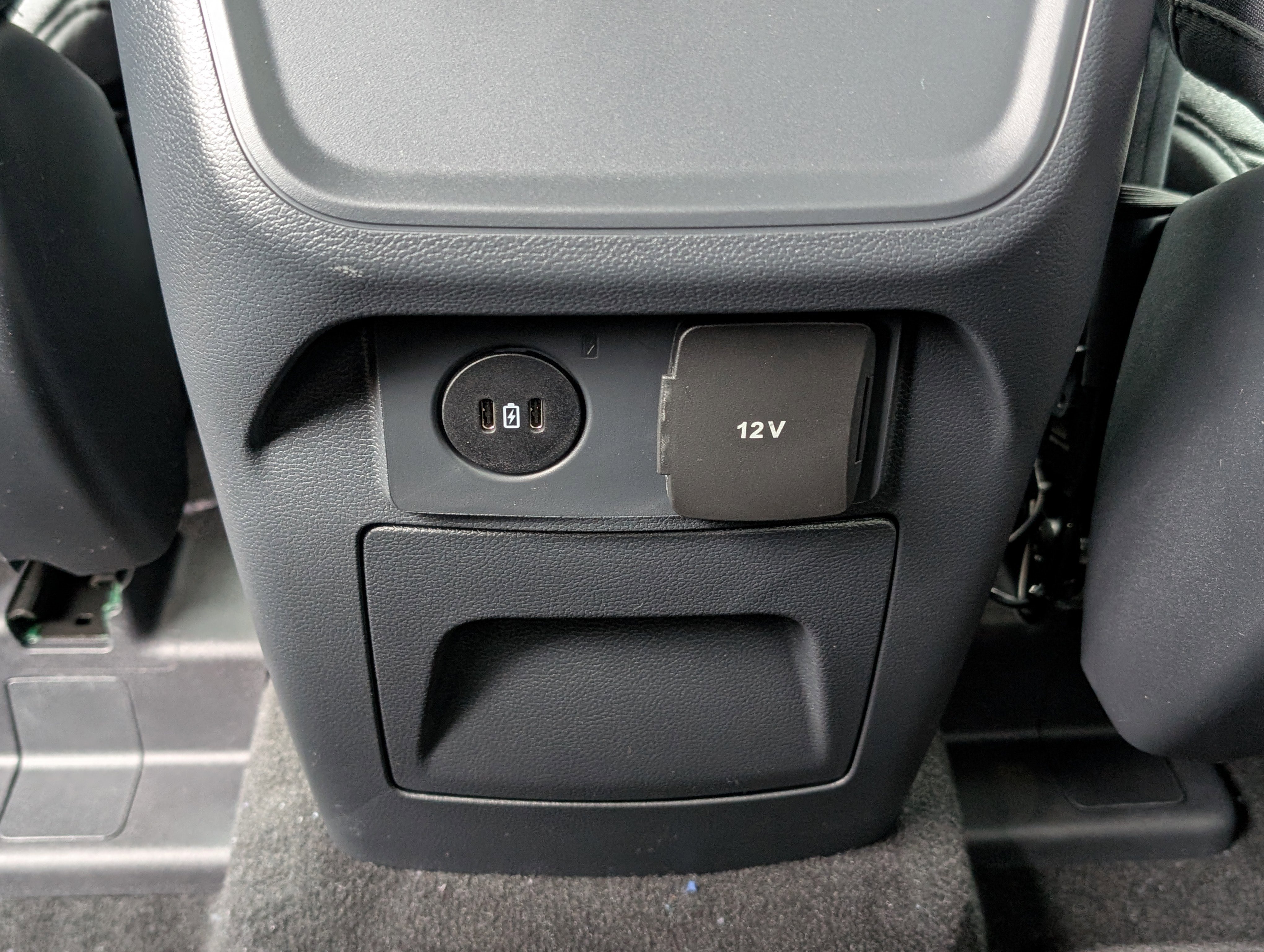 New 2026 Ford Explorer Active image 13