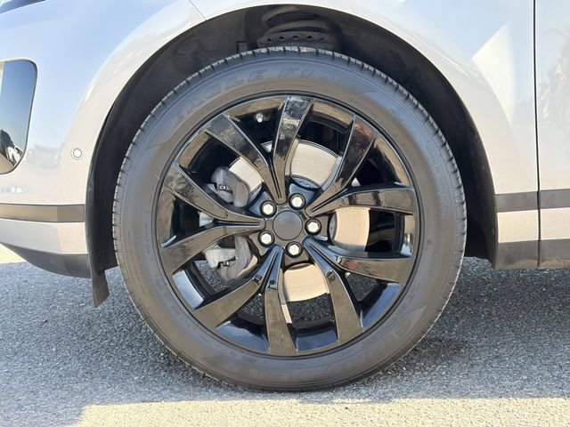 Used 2020 Land Rover Range Rover Evoque SE image 32