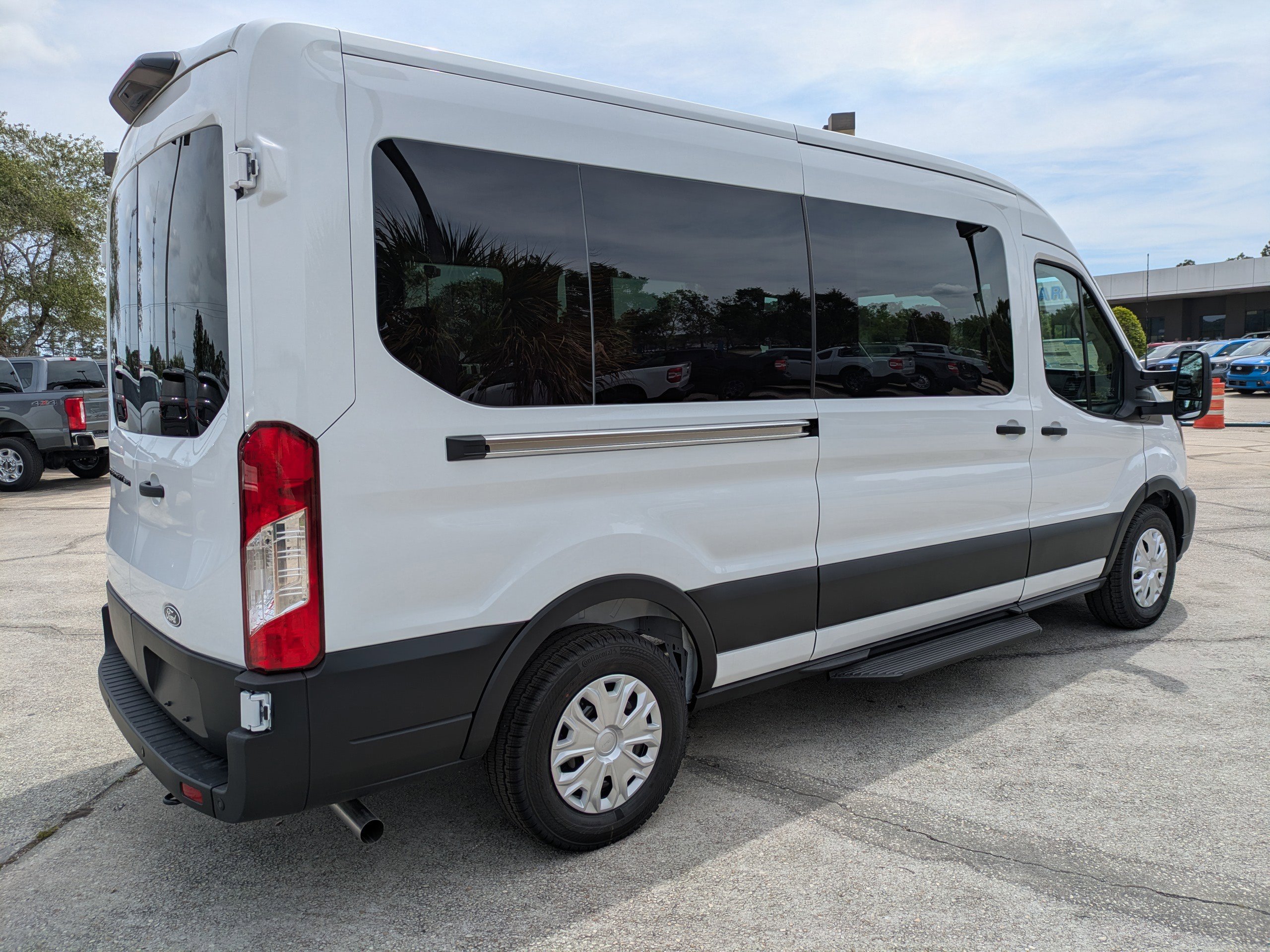 New 2026 Ford Transit 350 XL RWD image 4