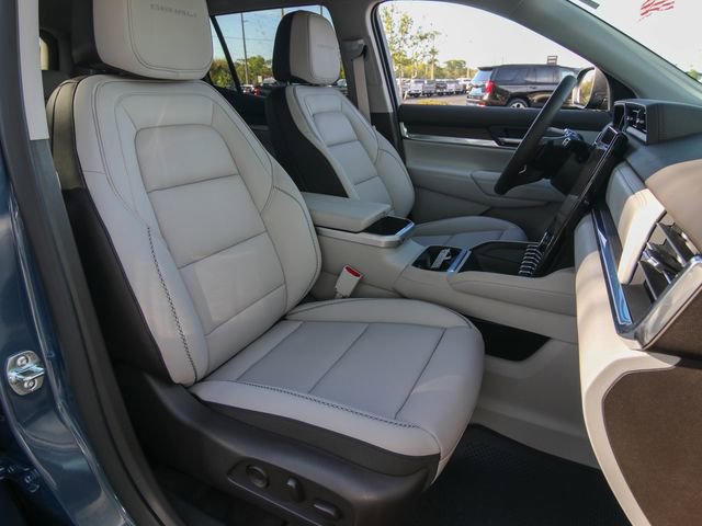 Used 2026 GMC Terrain Denali image 25