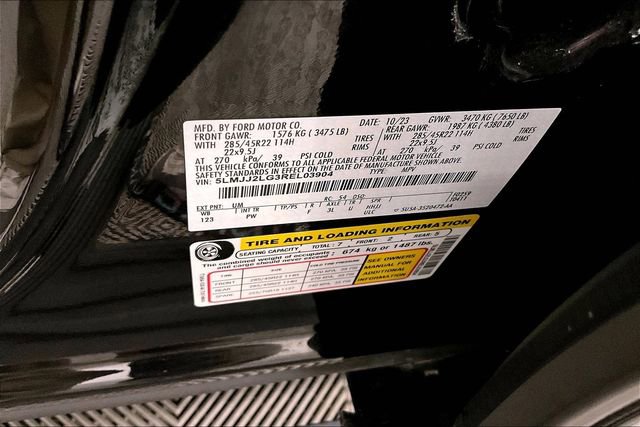 Used 2024 Lincoln Navigator Reserve image 37