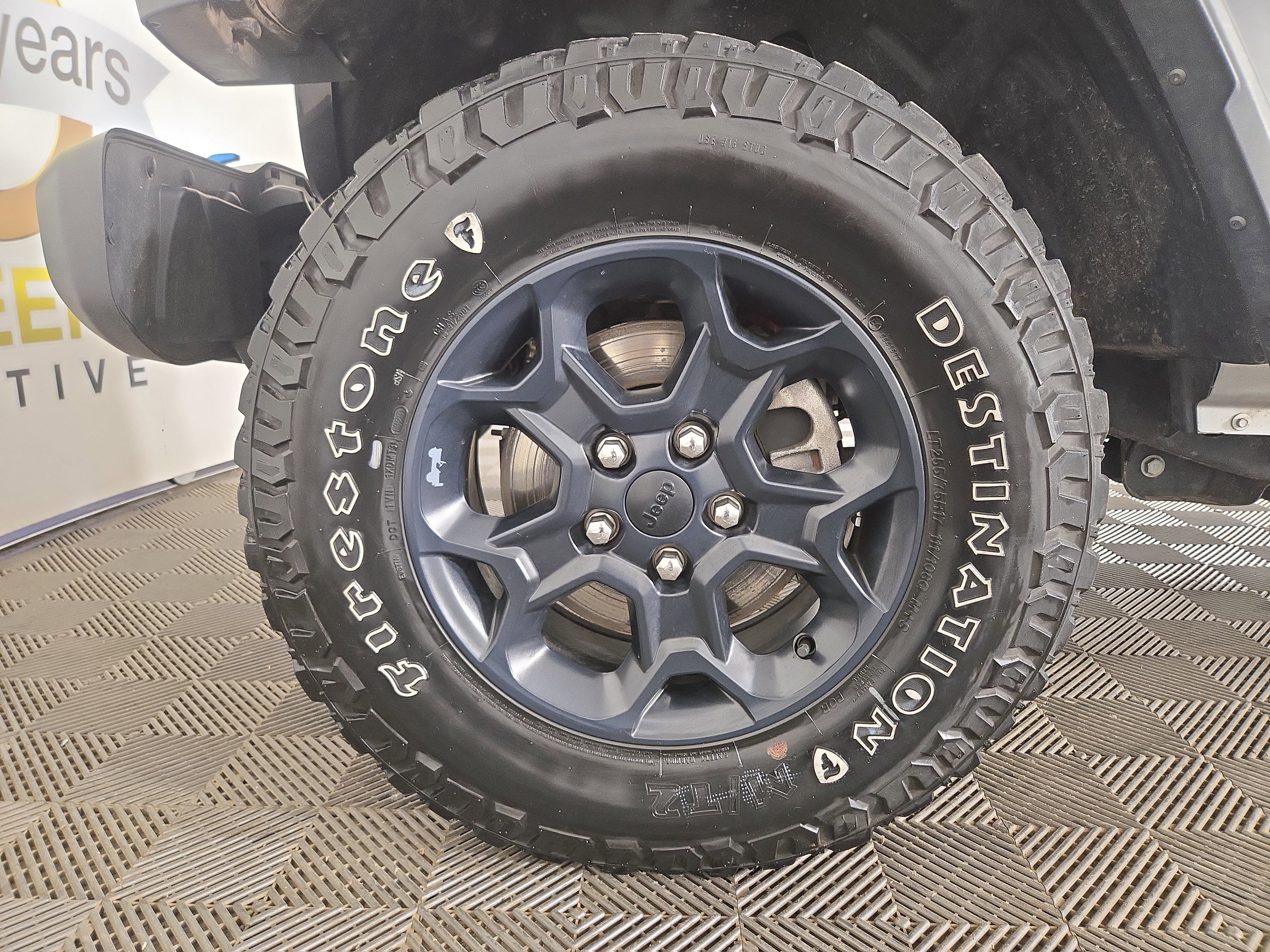 Certified 2023 Jeep Wrangler Unlimited w/ Sun & Screen Package AWD/4WD image 34