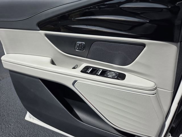 Certified 2026 Lincoln Nautilus Premier image 15
