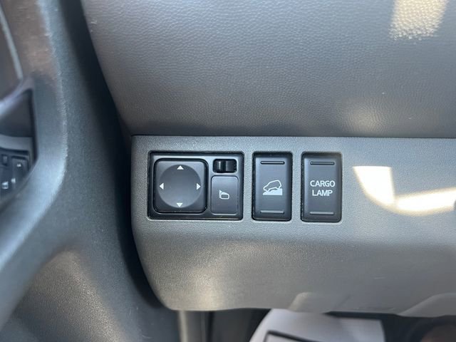 Used 2017 Nissan Frontier SV w/ SV Value Truck Package AWD/4WD image 20