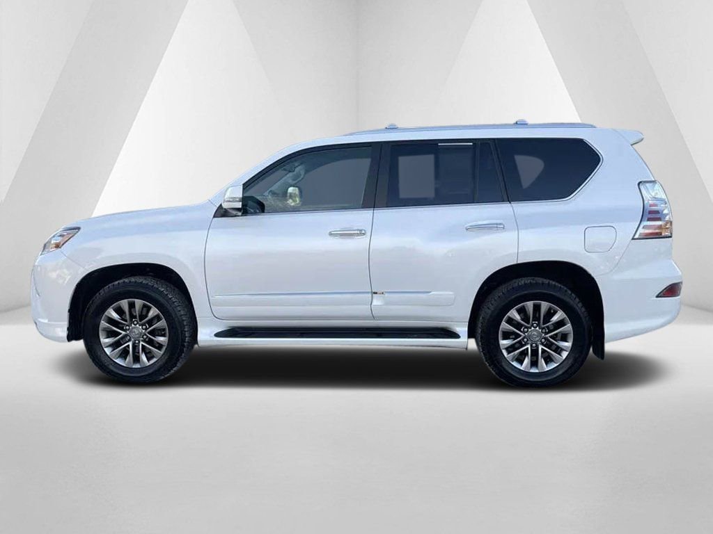 Used 2017 Lexus GX 460 Luxury image 4