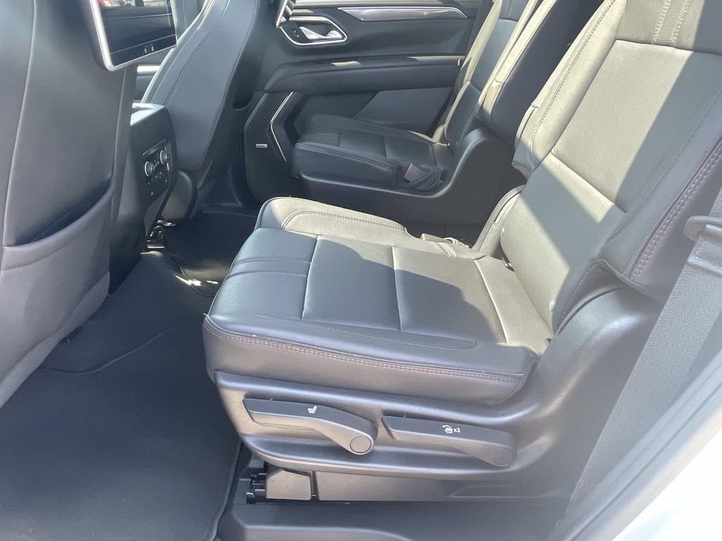 Used 2024 Chevrolet Tahoe RST w/ Luxury Package RWD image 15