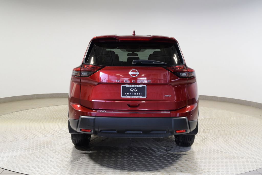 Used 2025 Nissan Rogue SV AWD/4WD image 7