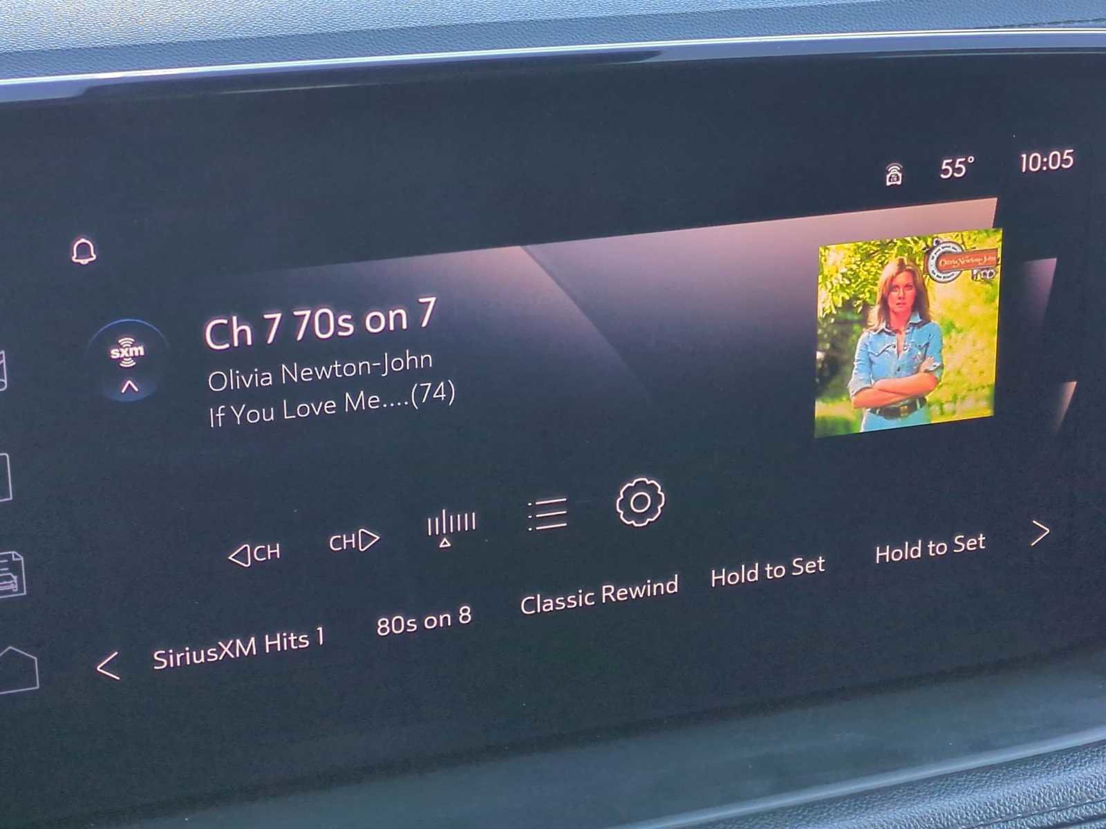 Used 2024 Buick Encore GX Sport Touring image 13