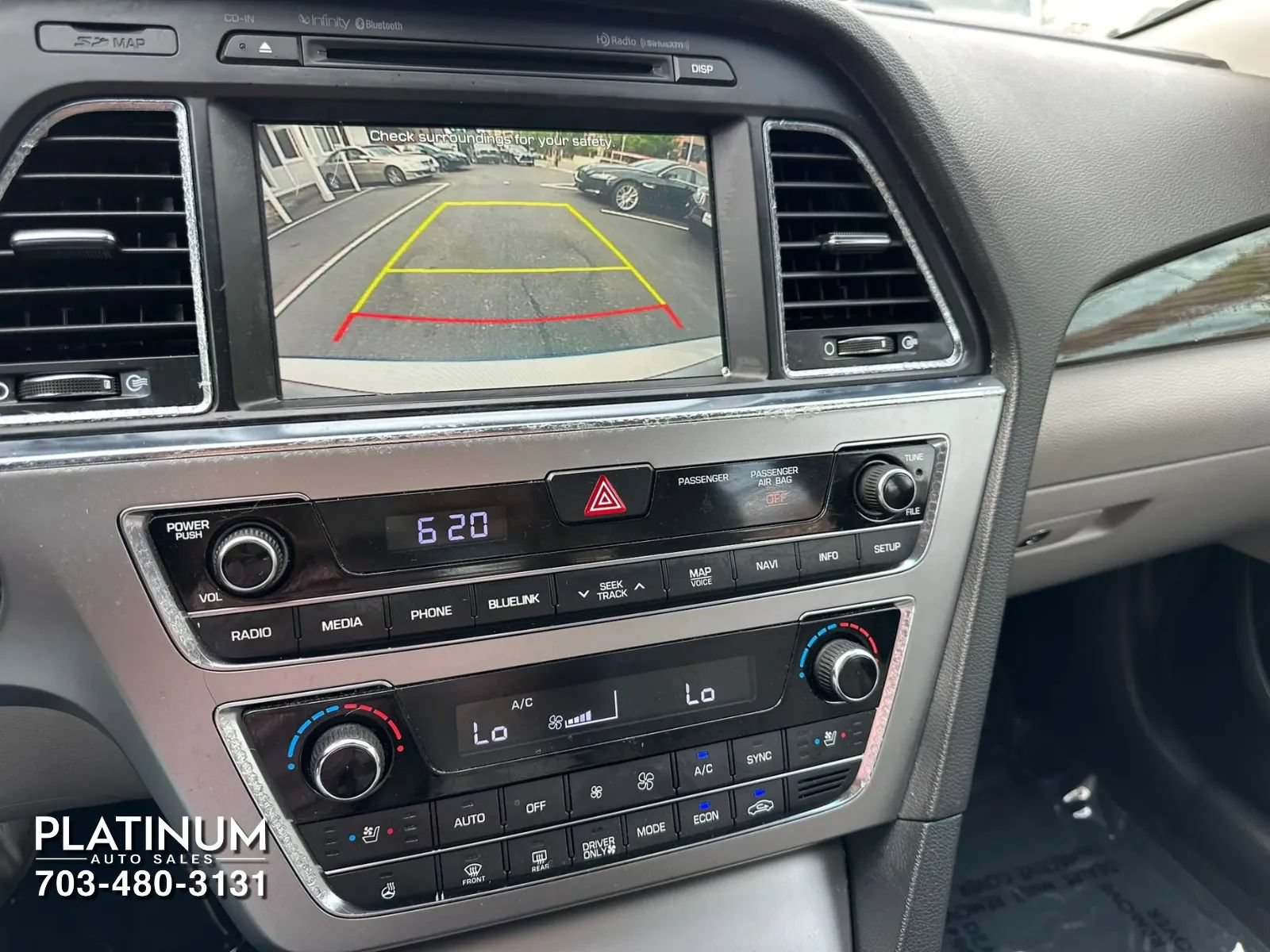 Used 2016 Hyundai Sonata Limited w/ Option Group 02 FWD image 11