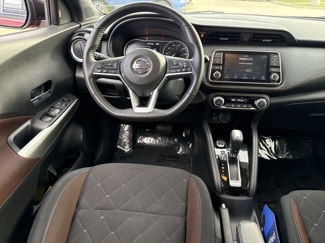 Used 2020 Nissan Kicks SR image 10