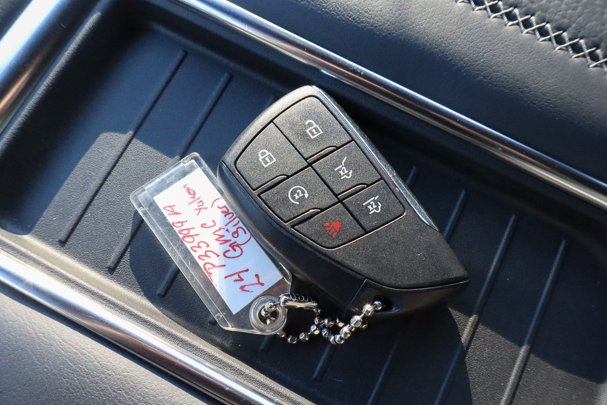 Used 2024 GMC Yukon XL Denali AWD/4WD image 40